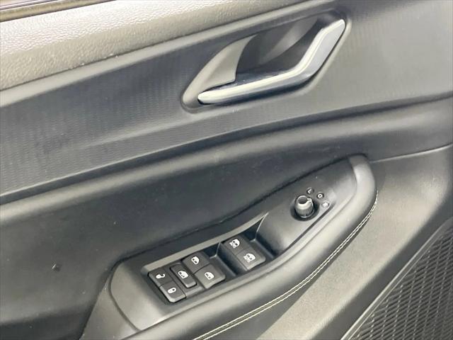 2023 Jeep Grand Cherokee Laredo 4x4