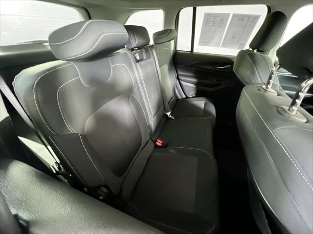 2023 Jeep Grand Cherokee Laredo 4x4