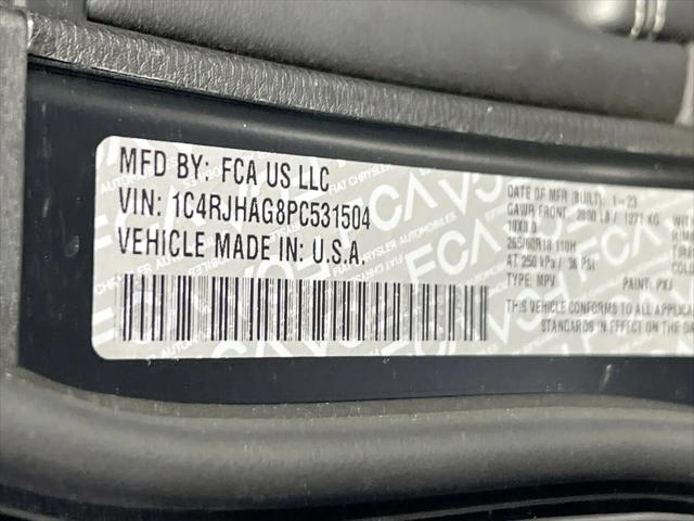 2023 Jeep Grand Cherokee Laredo 4x4