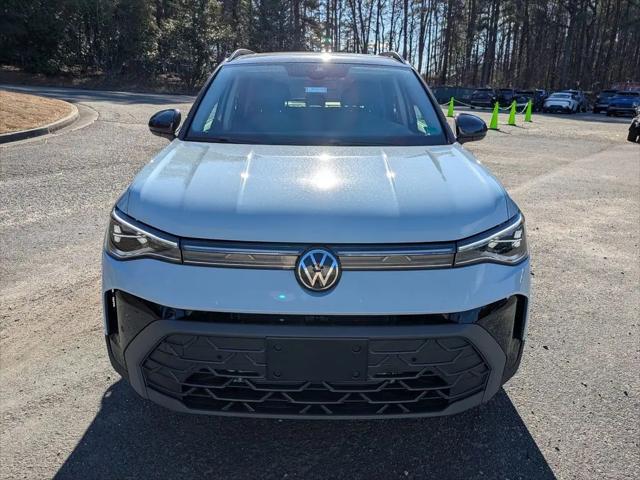 2026 Volkswagen Taos SE Black