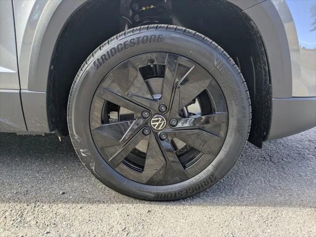 2026 Volkswagen Taos SE