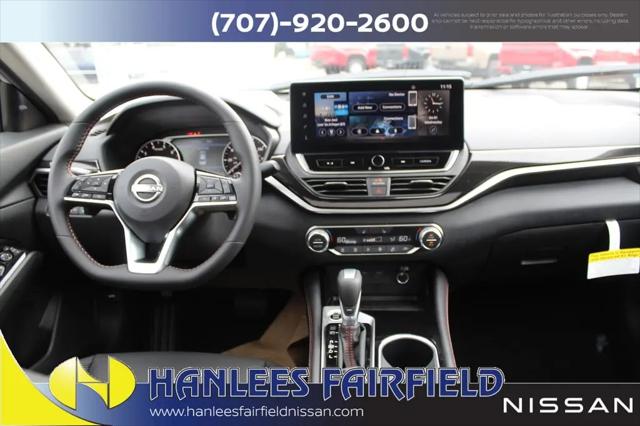 2025 Nissan Altima SR FWD