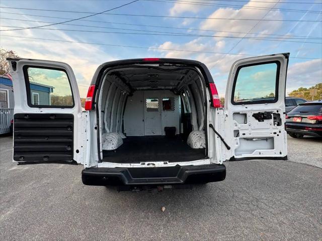 2021 Chevrolet Express Cargo Van RWD 2500 Regular Wheelbase WT