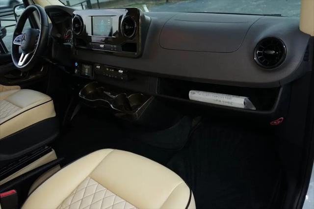 2022 Mercedes-Benz Sprinter Cargo Van High Roof I4