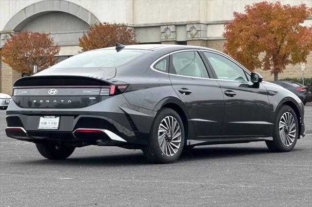 2026 Hyundai Sonata Hybrid SEL