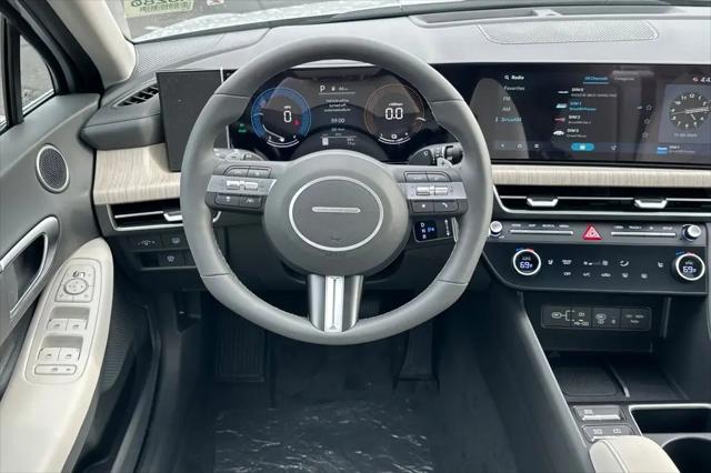 2026 Hyundai Sonata Hybrid SEL