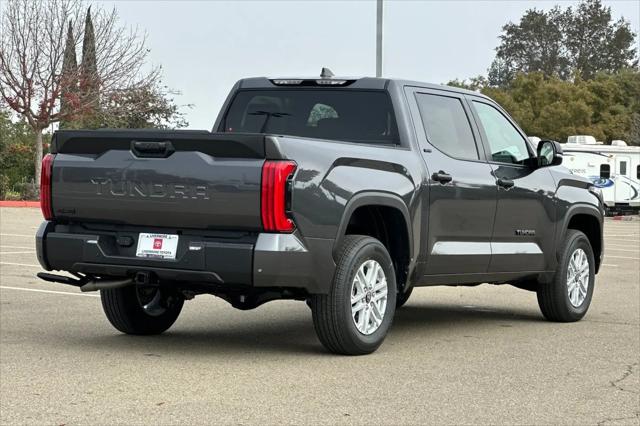 2026 Toyota Tundra SR5 CrewMax 5.5' Bed