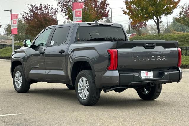 2026 Toyota Tundra SR5 CrewMax 5.5' Bed
