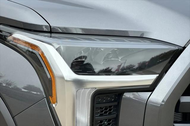 2026 Toyota Tundra SR5 CrewMax 5.5' Bed