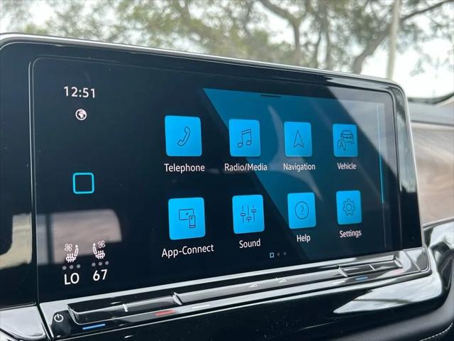 2026 Volkswagen Atlas SE with Technology