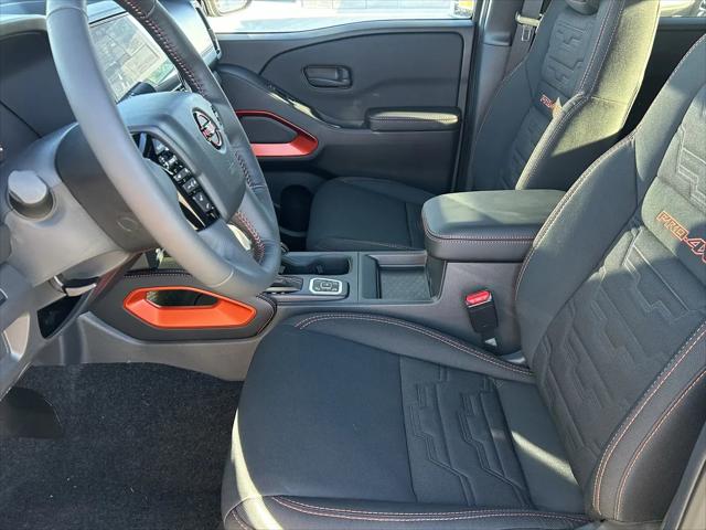 2026 Nissan Frontier Crew Cab PRO-4X 4x4