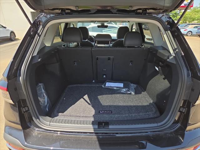 2026 Volkswagen Taos SEL