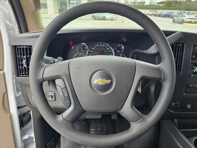 2025 Chevrolet Express Cargo Van RWD 2500 Regular Wheelbase WT