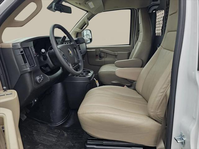 2025 Chevrolet Express Cargo Van RWD 2500 Regular Wheelbase WT