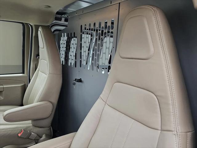 2025 Chevrolet Express Cargo Van RWD 2500 Regular Wheelbase WT