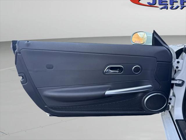 2004 Chrysler Crossfire Base