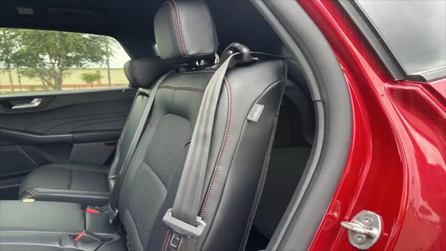 2026 Ford Escape ST-Line Select