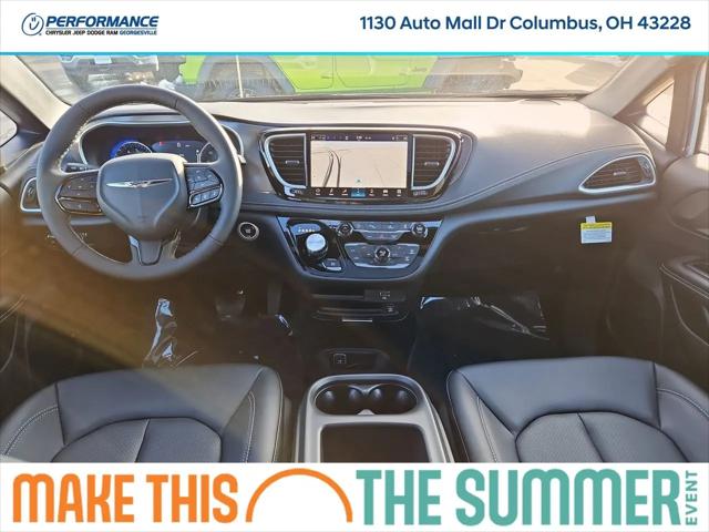 2026 Chrysler Pacifica Select AWD
