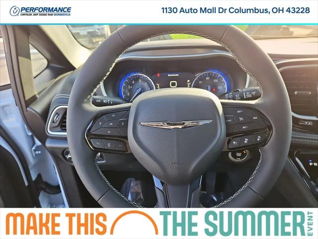 2026 Chrysler Pacifica Select AWD