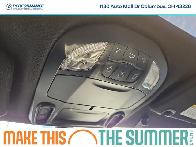 2026 Chrysler Pacifica Select AWD