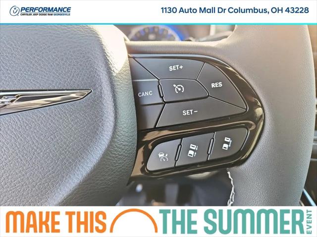 2026 Chrysler Pacifica Select AWD