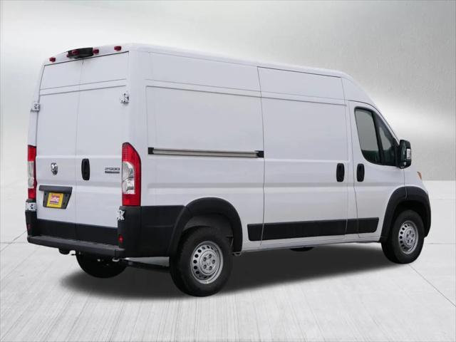 2026 Ram ProMaster 2500 Cargo Van Tradesman High Roof 136" WB w/Pass Seat