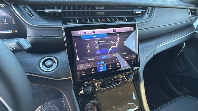 2025 Jeep Grand Cherokee L Limited 4x4