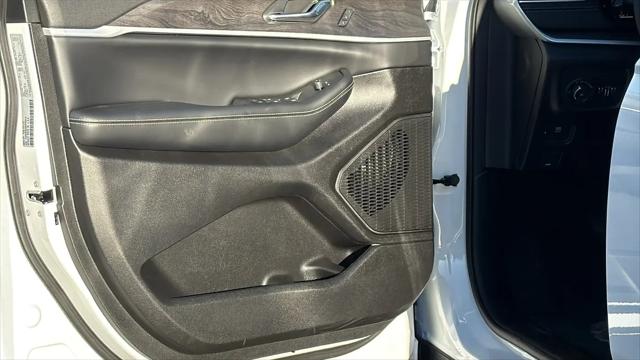 2025 Jeep Grand Cherokee L Limited 4x4