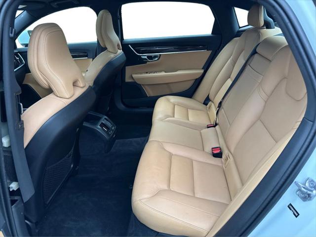 2019 Volvo S90 T6 Momentum