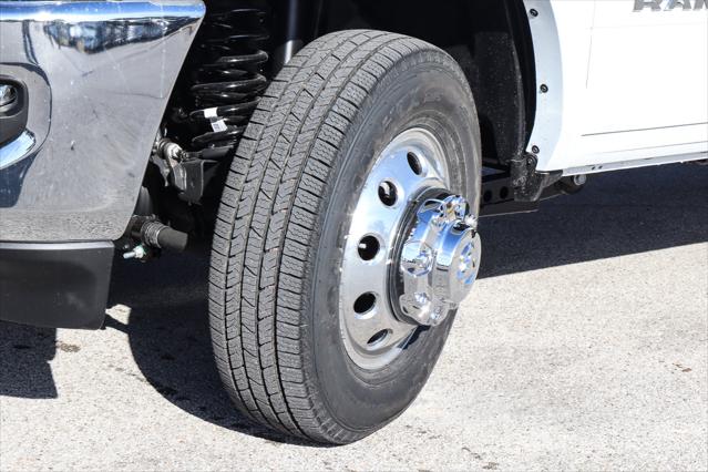 2026 Ram 3500 Limited Longhorn Crew Cab 4x4 8 Box