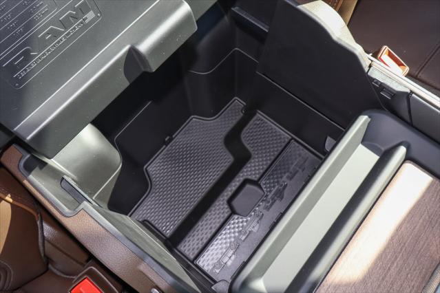 2026 Ram 3500 Limited Longhorn Crew Cab 4x4 8 Box