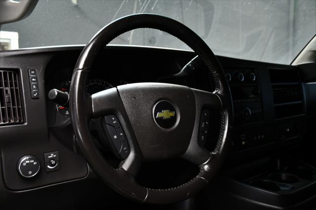2021 Chevrolet Express Cargo Van RWD 2500 Extended Wheelbase WT