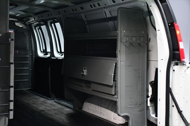 2021 Chevrolet Express Cargo Van RWD 2500 Extended Wheelbase WT