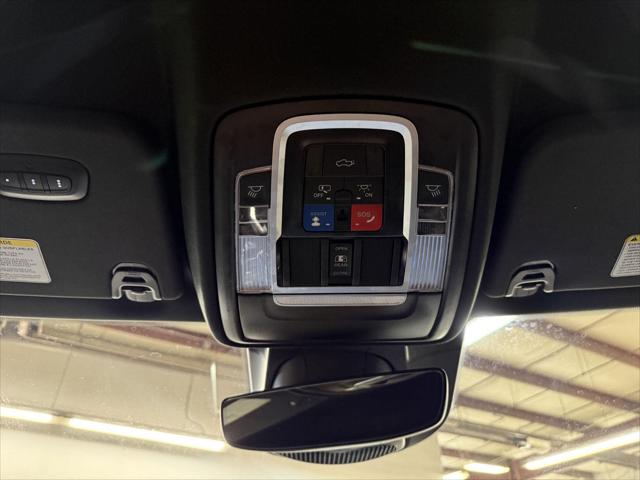 2023 Ram 1500 Laramie Crew Cab 4x4 57 Box