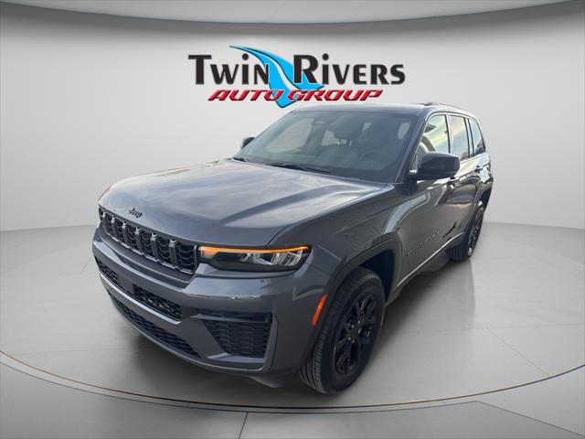 2026 Jeep Grand Cherokee Altitude 4x4 for sale in Beatrice, NE
