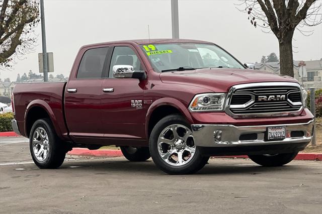 2019 RAM 1500 Classic Laramie Crew Cab 4x4 57 Box 2019 RAM 1500 Classic Laramie Crew Cab 4x4 57 Box