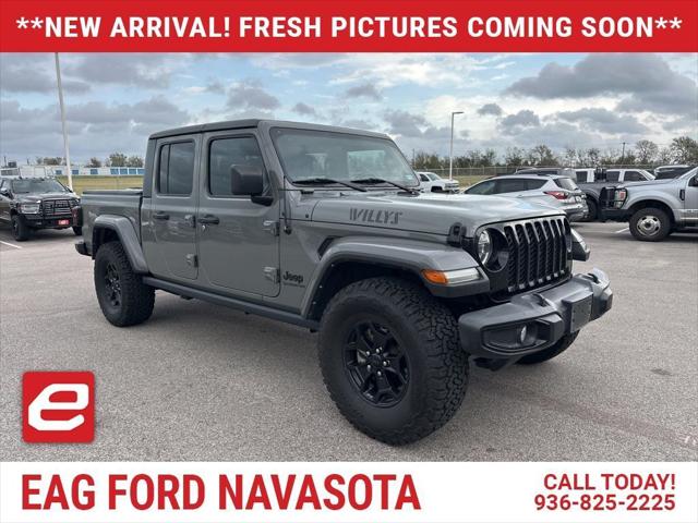 2022 Jeep Gladiator Willys 4x4 2022 Jeep Gladiator Willys 4x4