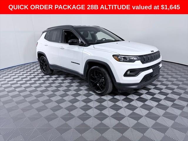 2022 Jeep Compass Altitude FWD