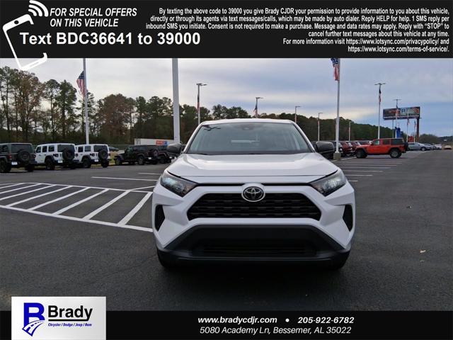 2022 Toyota RAV4 LE 2022 Toyota RAV4 LE
