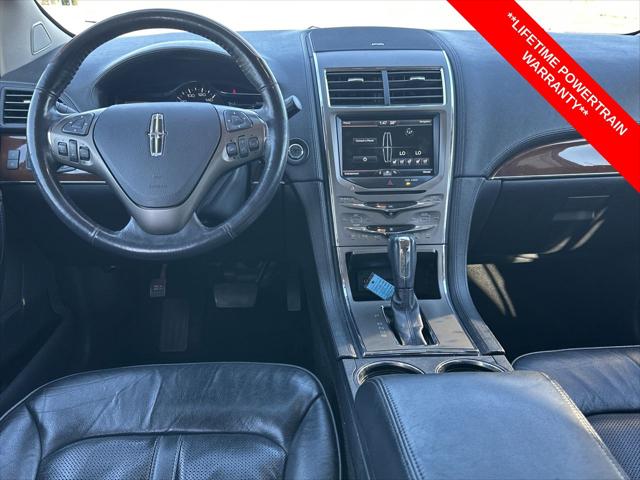 2015 Lincoln MKX Base