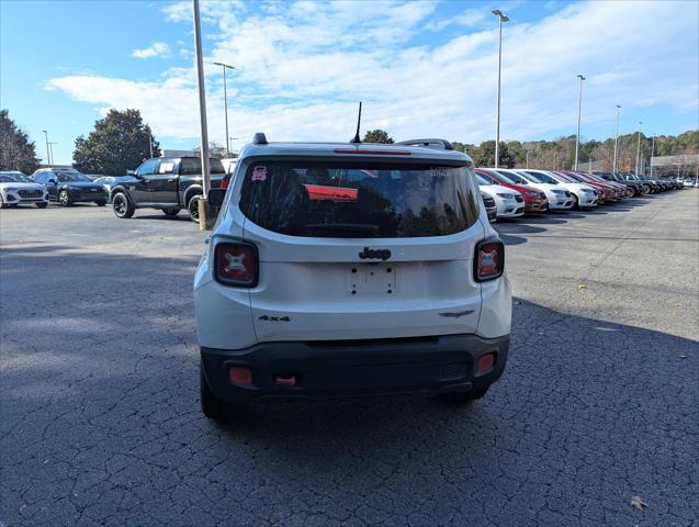 2017 Jeep Renegade Deserthawk 4x4 2017 Jeep Renegade Deserthawk 4x4