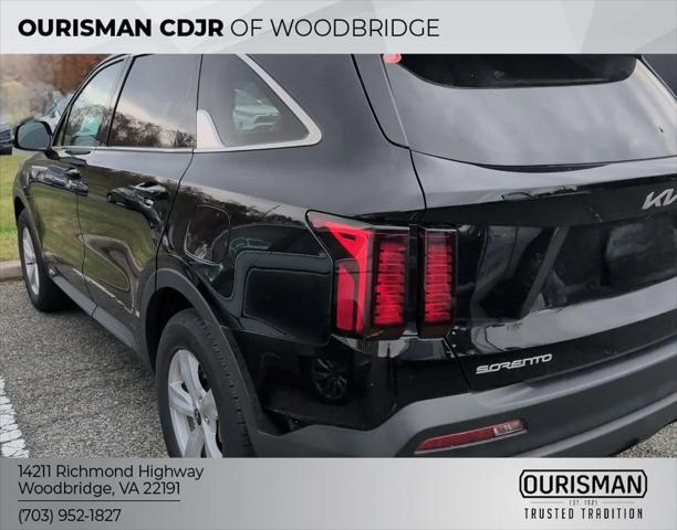 2023 Kia Sorento LX