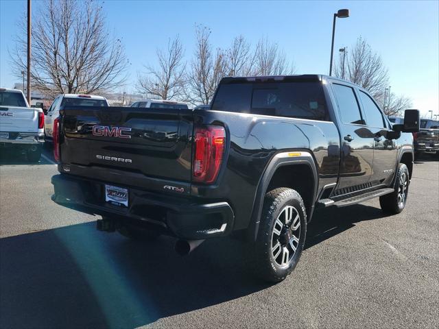 2022 GMC Sierra 2500HD 4WD Crew Cab Standard Bed AT4