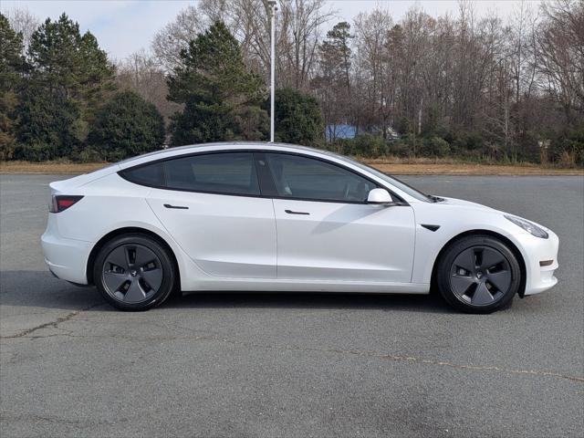 2022 Tesla Model 3 Long Range Dual Motor All-Wheel Drive 2022 Tesla Model 3 Long Range Dual Motor All-Wheel Drive