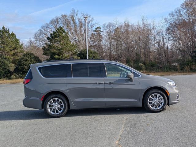 2022 Chrysler Pacifica Touring L AWD