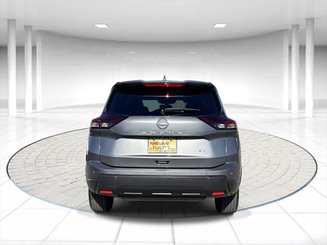 2024 Nissan Rogue SV FWD