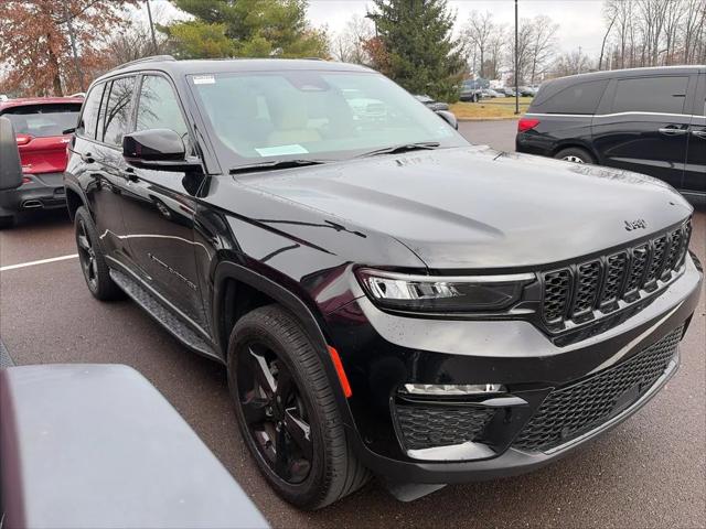 2025 Jeep Grand Cherokee Limited 4x4 2025 Jeep Grand Cherokee Limited 4x4