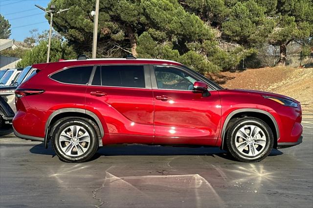 2024 Toyota Highlander XLE 2024 Toyota Highlander XLE