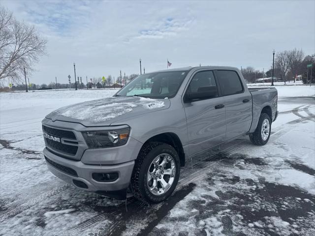 2024 RAM 1500 Tradesman Crew Cab 4x4 57 Box