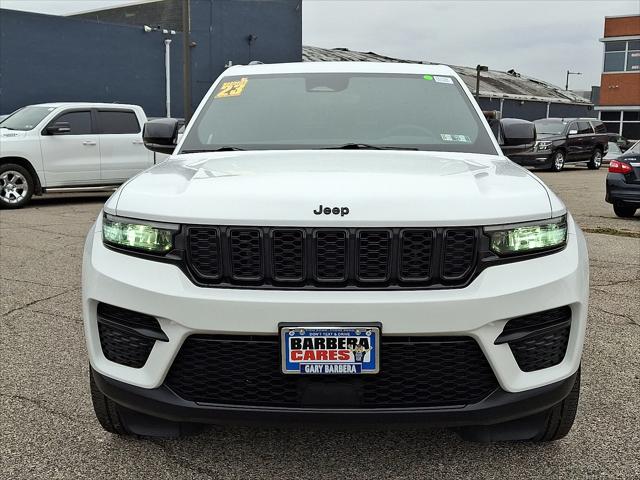2023 Jeep Grand Cherokee Altitude 4x4 2023 Jeep Grand Cherokee Altitude 4x4